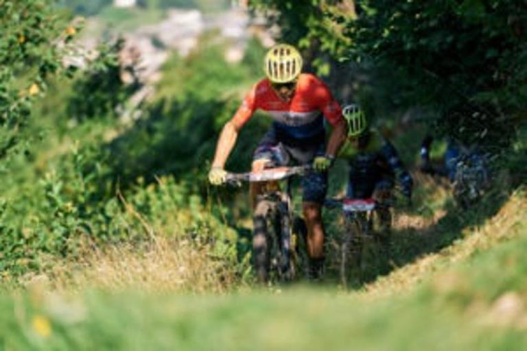 Hans Becking and Jose Dias biking